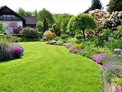 Landschaftsbau Sindesldorf Haus Terassen Naturstein Garten Erdinger